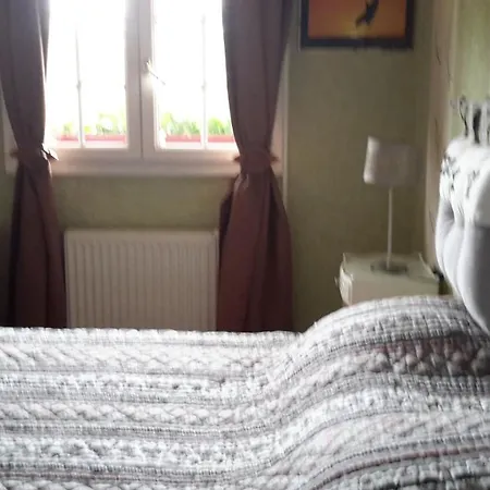 Le Petit Chateau Guest house