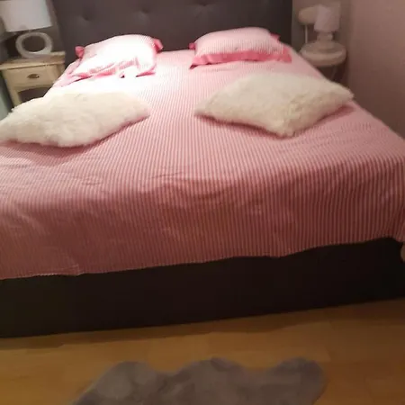 Le Petit Chateau Gasthuis Saint-Martin-Saint-Firmin