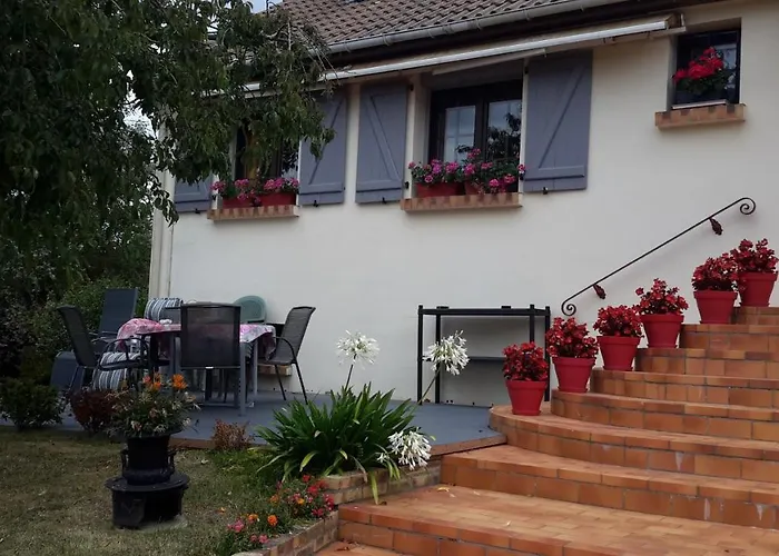 Le Petit Chateau 3* Saint-Martin-Saint-Firmin