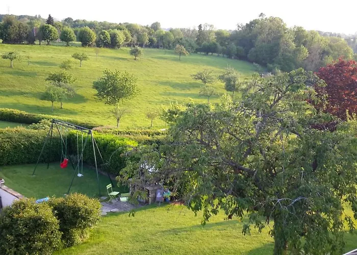 Le Petit Chateau 3* Saint-Martin-Saint-Firmin