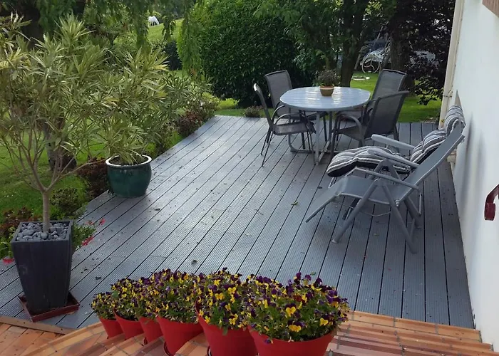 Le Petit Chateau 3* Saint-Martin-Saint-Firmin